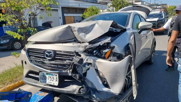 Choque en el libramiento