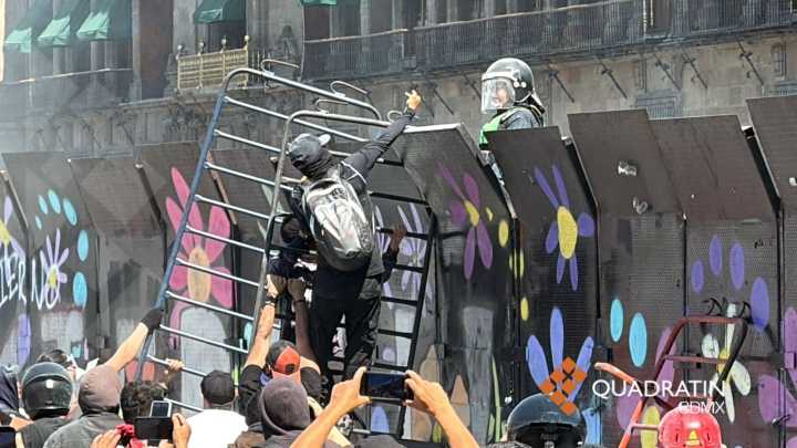 Culpa Cravioto a la Derecha de los actos violentos en el Zócalo