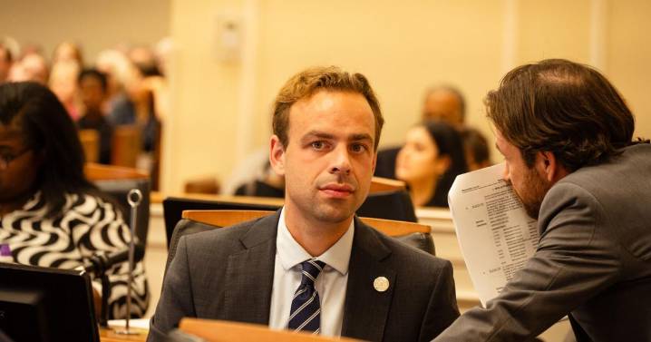 Group Seeks Ethics Complaint Against Rollin Horton