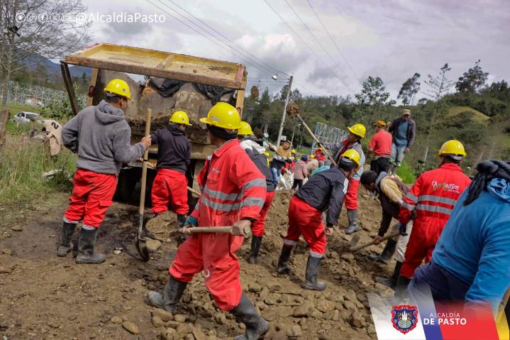Con la participación de la comunidad, se mejoran las vías rurales de Pasto
