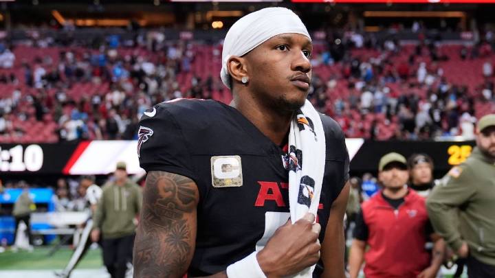 Falcons QB Penix to have season-ending surgery for torn ACL