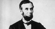 White House Usher Shares Creepy Lincoln Bedroom Ghost Story