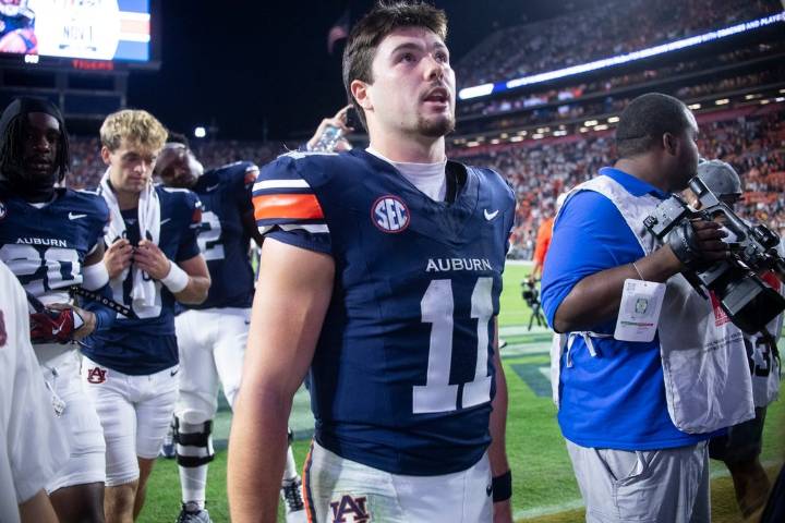 Deadspin | Auburn to sit Ashton Daniels in battle with FCS Mercer
