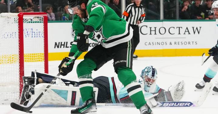 Seguin's late first-period goal gives Stars 2