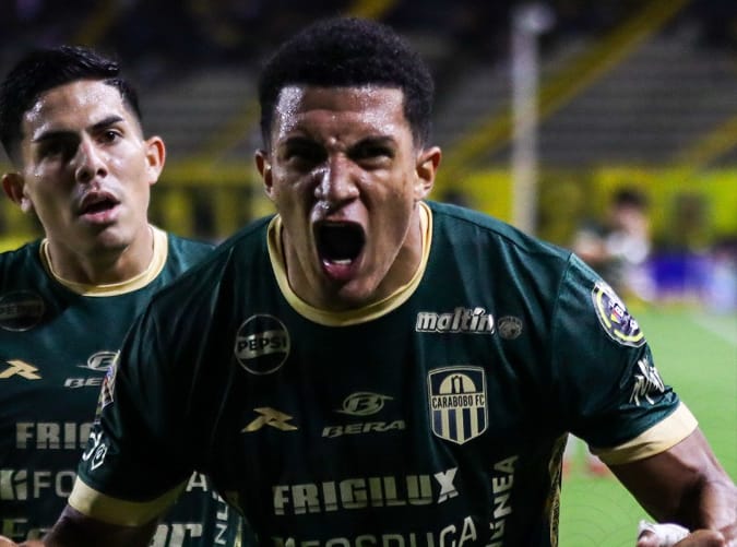 Carabobo FC triunfó y puso al «Rojo Vivo» la Zona B