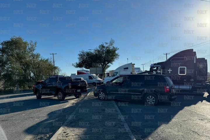 ¿Quiénes sí pasan? Transportistas explican permanencia del bloqueo