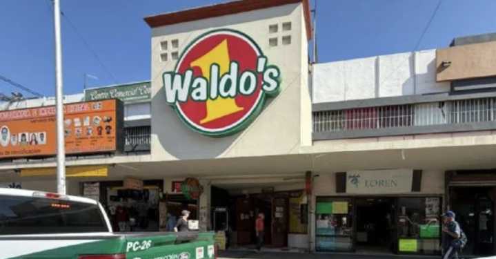 Por inseguras, clausuran 13 tiendas Waldo’s en Tijuana, BC