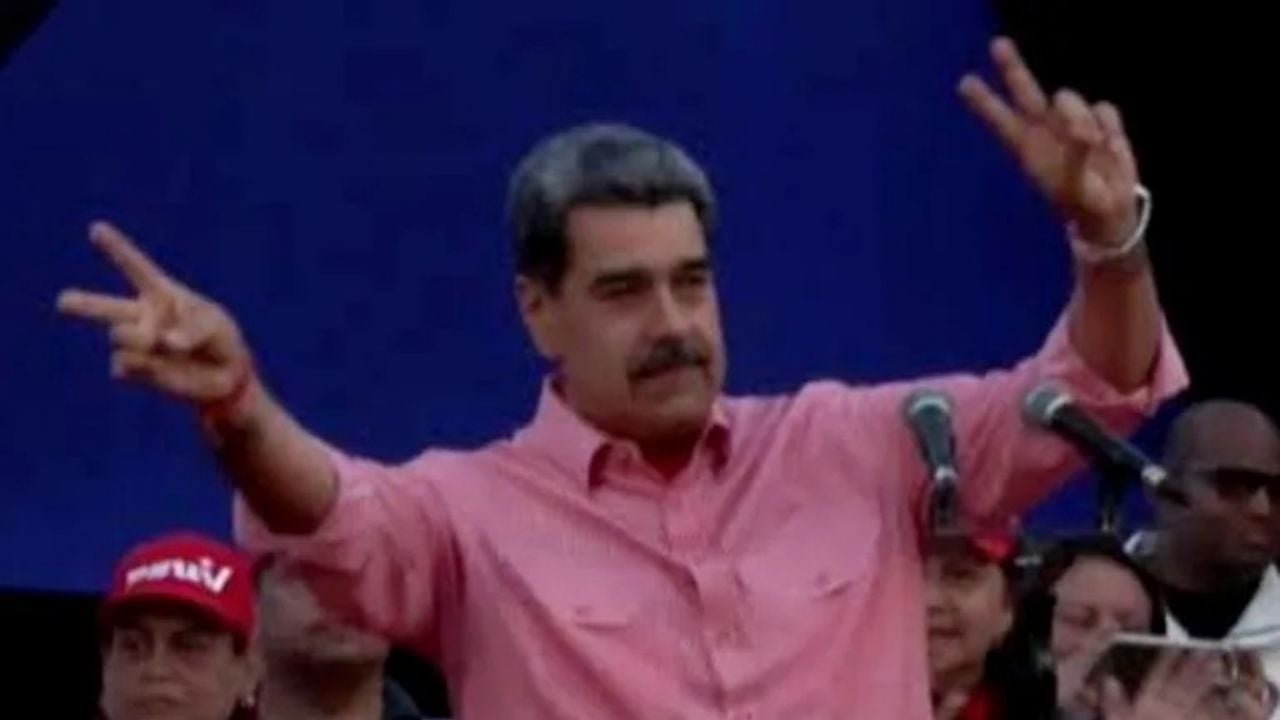 Nicolás Maduro canta "Imagine" de John Lennon mientras habla sobre las tensiones con EU (Video)