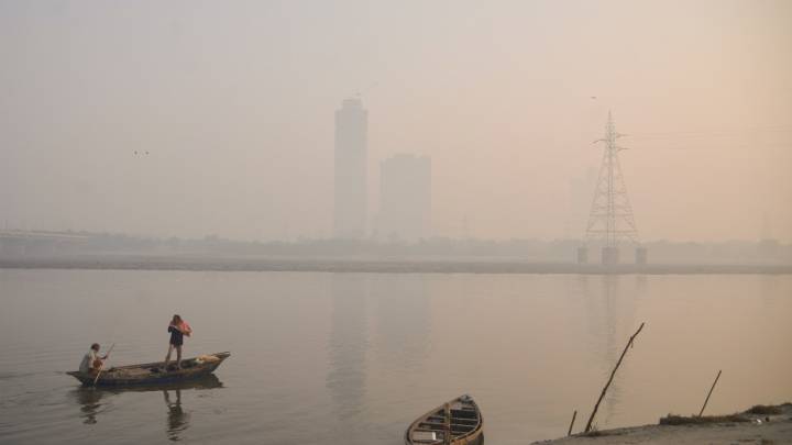 Delhi-NCR AQI Level Today, November 19: AQI in UP village crosses 1,000 as PM levels shoot far higher than WHO limit