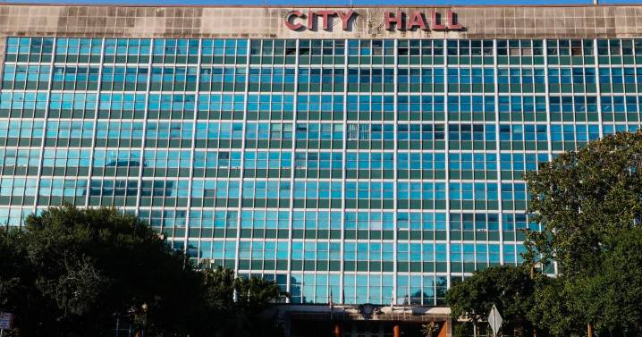 New Orleans puts guardrails on overtime, plans to tap into reserves amid cash shortage