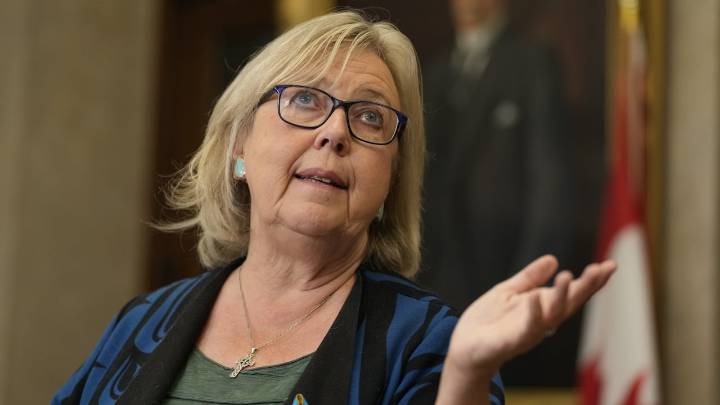 'Right now I'm a no': Elizabeth May says she won't vote for the budget yet