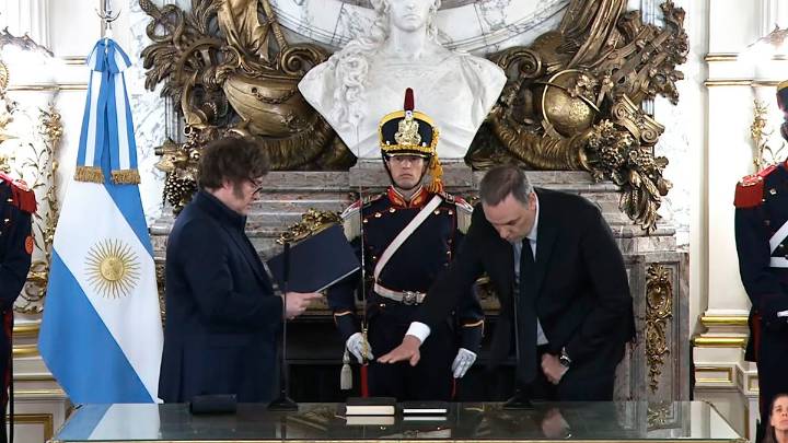 Así fue la jura de Adorni como nuevo jefe de Gabinete