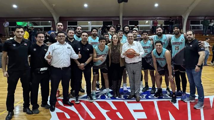 Mineros de Parral ganan el primer juego de la final estatal de basquetbol