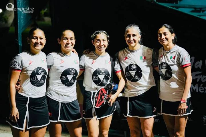 Frontenistas vallartenses cierran el 2025 en torneo de Puebla y se preparan rumbo al Mundial Absoluto 2026 en Argentina