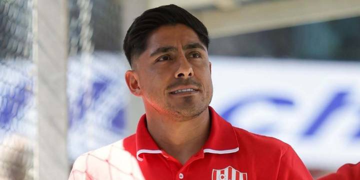 Allanaron la casa del futbolista Cristian Tarragona en el marco de una causa por tenencia y distribución de pornografía infantil