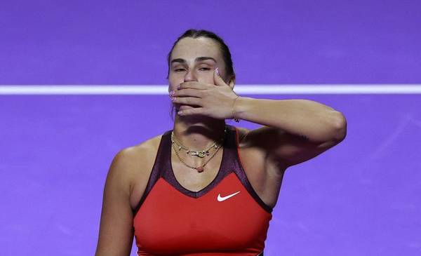Sabalenka supera a Anisimova y se medirá con Rybakina en la definición del WTA Finals