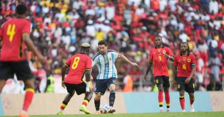 Argentina cerró el año con un triunfo ante Angola