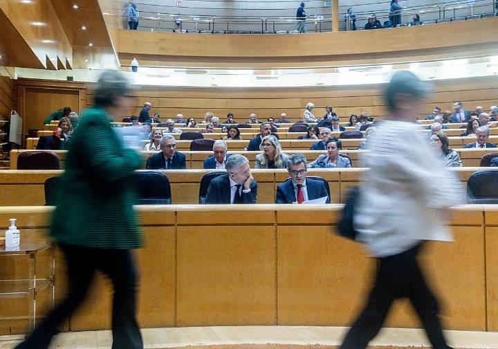 El Senado aprueba que cortar la luz y el agua a los okupas no sea delito