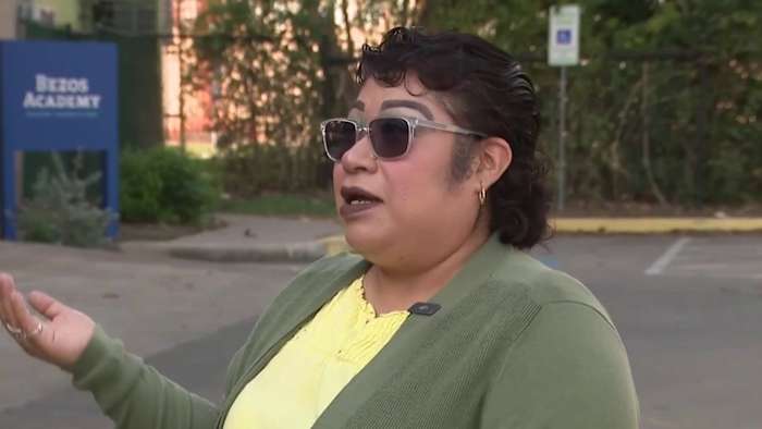 Houston mother becomes a U.S. citizen after two decades as groups help residents move through long process