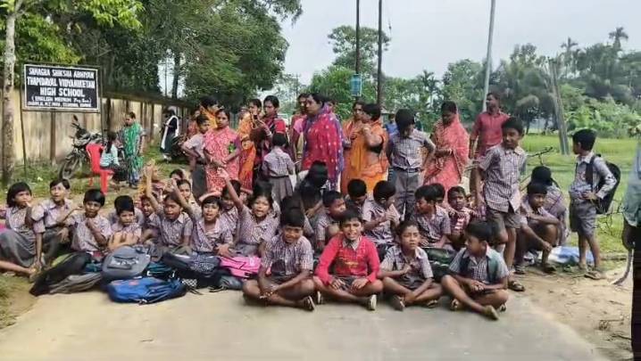 Teacher transfer sparks protest at undermanned school in Teliamura