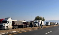 Agricultores y transportistas mexicanos anuncian el retiro de bloqueos viales