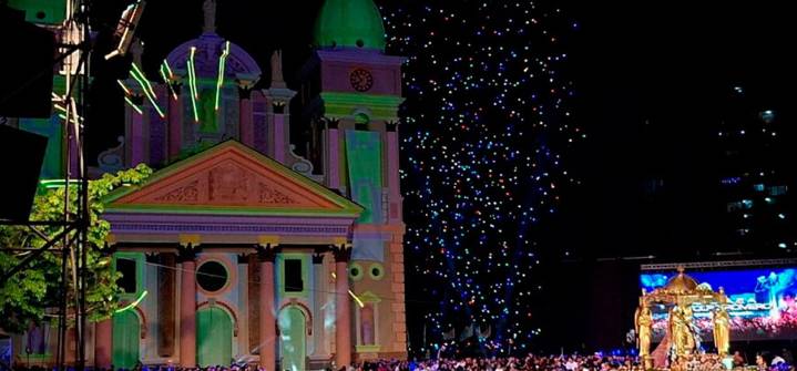 Cielo zuliano se iluminó con mil drones y mil gaiteros en tributo a Astolfo Romero