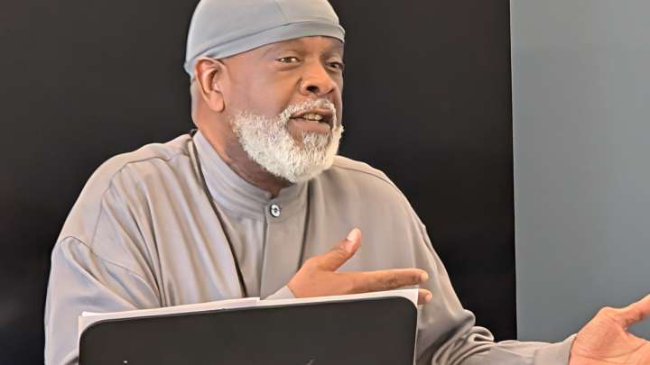 Theater production amplifies stories of ‘solo agers’