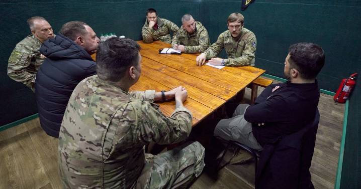 Ukraine fights for major city as hopes of peace deal continue