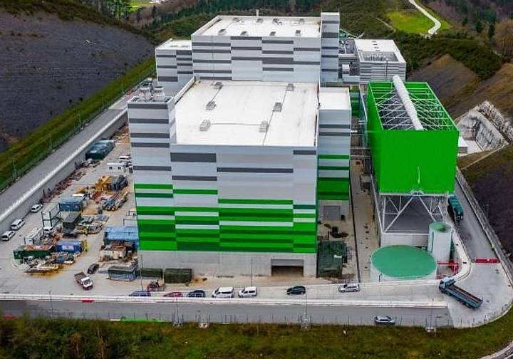 Cada vasco genera más de media tonelada de residuos urbanos cada año: «Hay que ponerse las pilas»