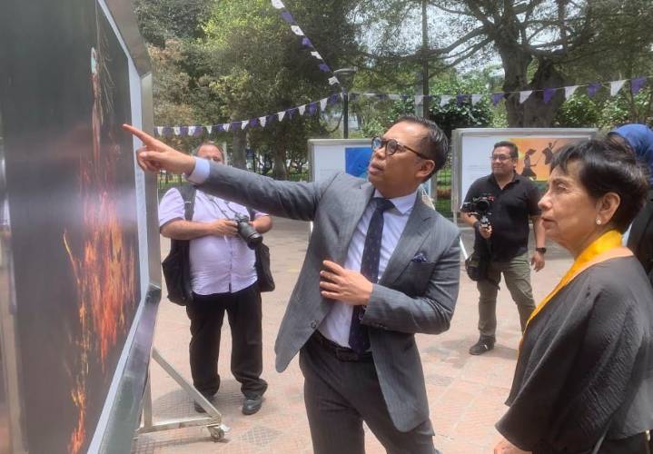 Exposición de Indonesia en Miraflores