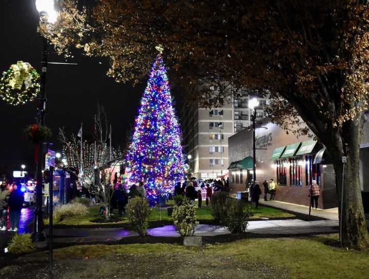 Dónde ver los mejores encendidos de Navidad fuera de Boston