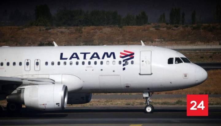 Pilotos de Latam terminan huelga de ocho días tras llegar a acuerdo con la empresa