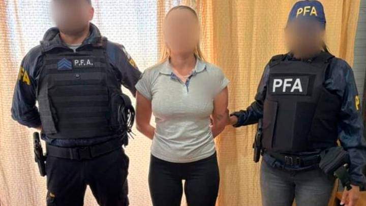 Arrestaron a una "viuda negra" que seducía a hombres en Palermo y los drogaba para robarles