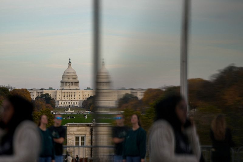 US government shutdown ties record, as congressional inaction takes toll