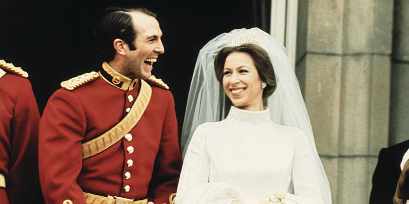 52 años de la primera boda de la princesa Ana: así fue su vestido estilo Tudor criticado por su sencillez