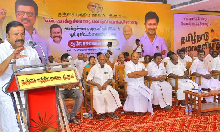 Act before vote 'thieves' strike: CM Stalin to cadre