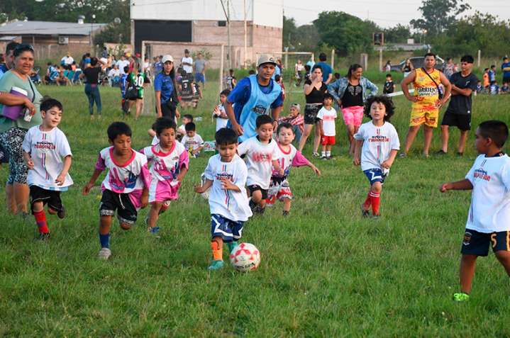 Resistencia Juega con acompañamiento Municipal en el cierre anual de la Fundación Gastón