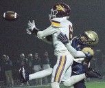 Lloyd extends perfect record to 13-0 with payback win against Russell in Class 3A playoffs