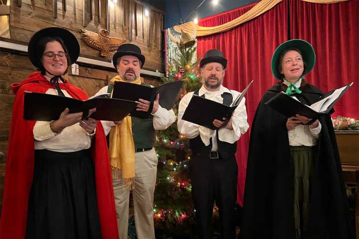 Sing a Sleighing Song Tonight