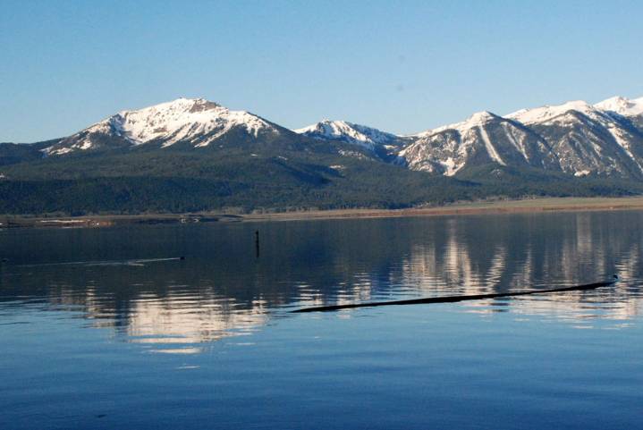 Search and Rescue looking for 2 missing fishermen on Henry’s Lake