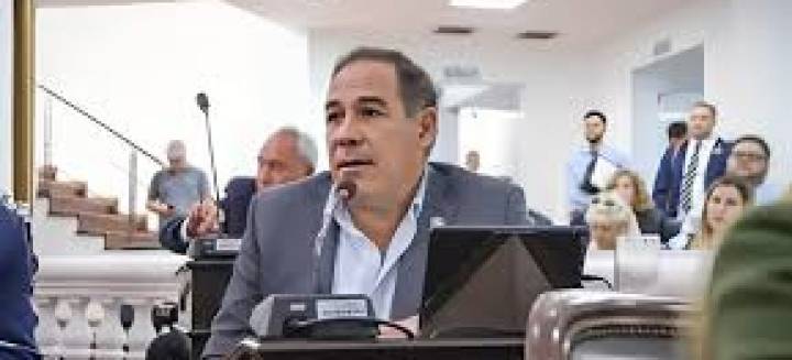 PJ. CRISTIAN PÉREZ GANÓ LA PULSEADA Y SERÁ PRESIDENTE DEL BLOQUE EN DIPUTADOS