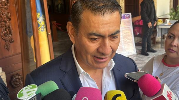 Jalisco mantendrá vallas en Palacio; advierten cero tolerancia ante nuevos intentos de vandalismo