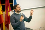 Valquer Laboratorios, o cómo crear «valor para la sociedad» apoyada en la innovación, la IA y las herramientas digitales