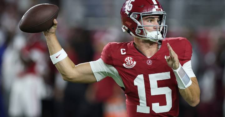 Week 12 CFB preview, prospect spotlight, live game message board and fan discussion