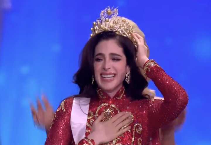 ¡Orgullo mexicano en lo más alto! Fátima Bosch se lleva la corona Miss Universo 2025