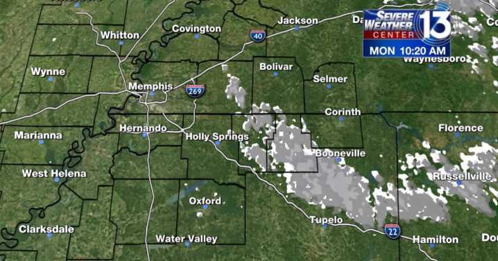 Arctic blast provides first flakes of the season for parts of Mid
