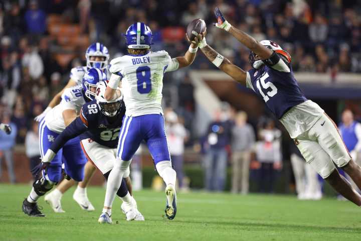 Keldric Faulk Early 2026 NFL Draft Scouting Report