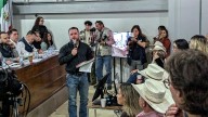 “Desairan” diputados y senadores de Morena diálogo con productores 🎦