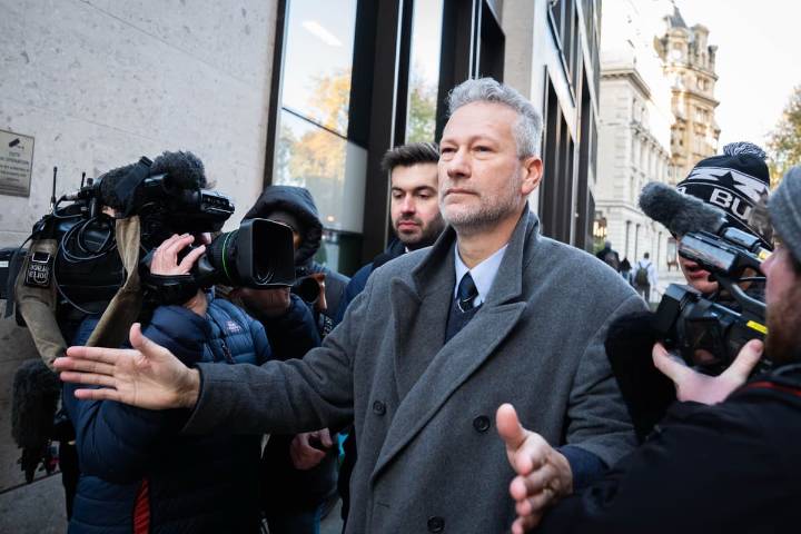 Ex-Reform leader in Wales jailed for making pro-Russian statements for cash