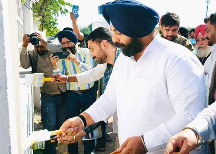 Sri Anandpur Sahib Adorns White For Sri Guru Tegh Bahadur Ji’s 350th Martyrdom Anniversary